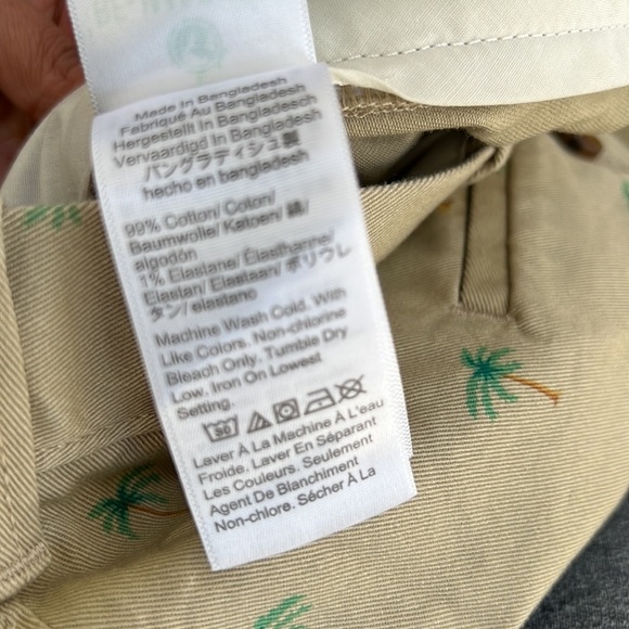 New! J.Crew factory mens SZ 34, khaki shorts with palm trees. - Picture 7 of 7